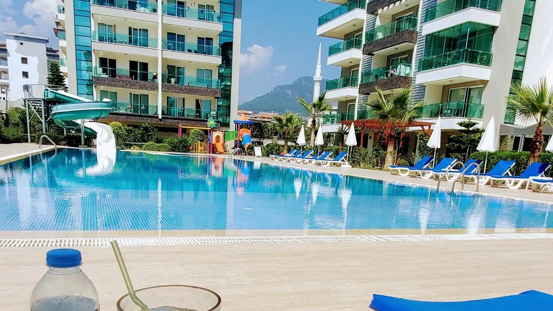 לוהמר Alanya Kestel Homes On The Beach 2*,